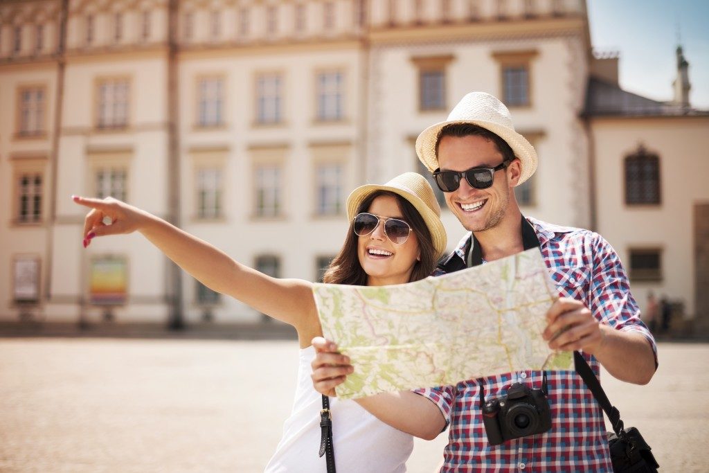 Friends traveling together