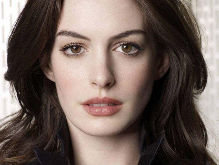 anna hathaway
