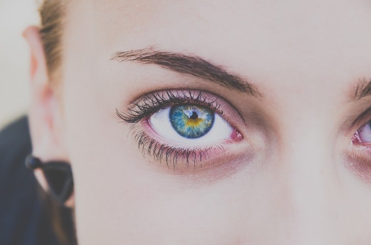 eyes