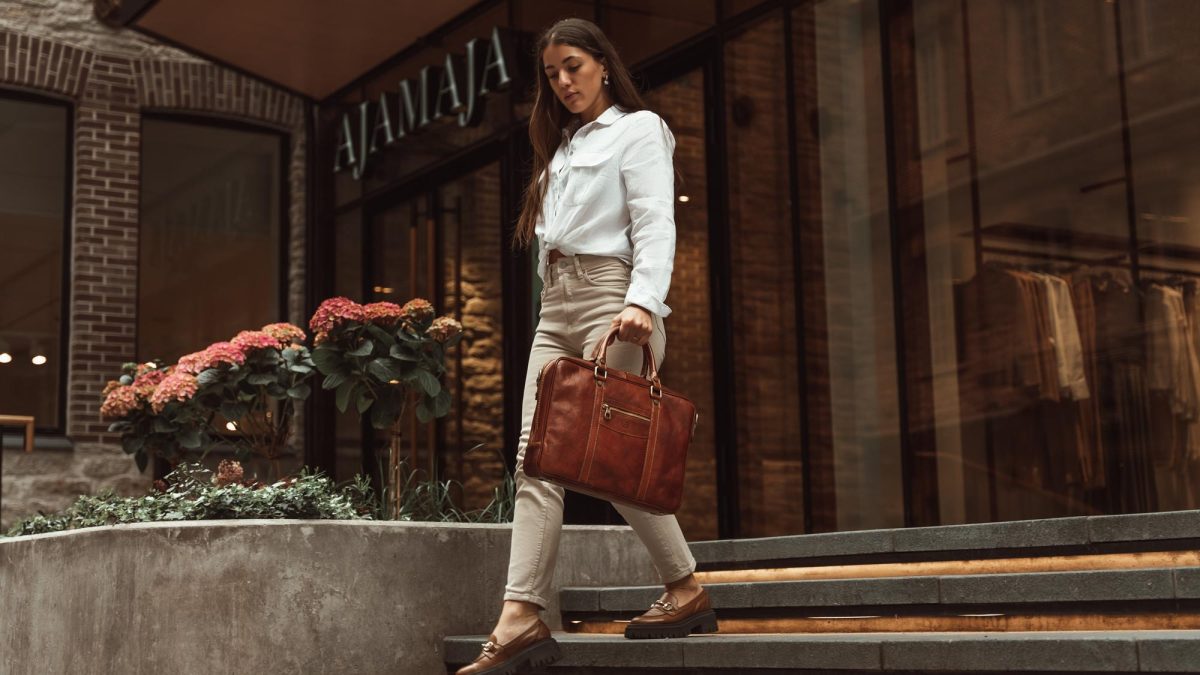 Fashionable laptop bag